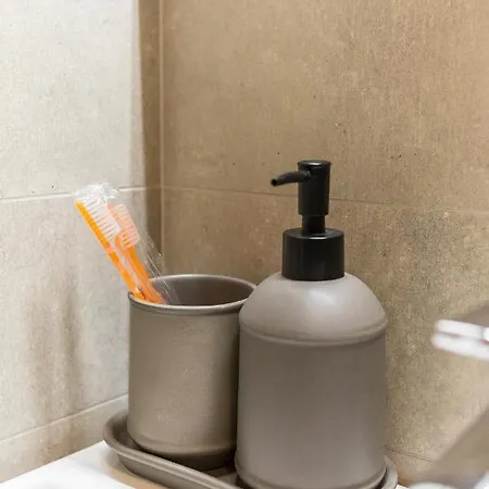 Apartment Mountain Charm