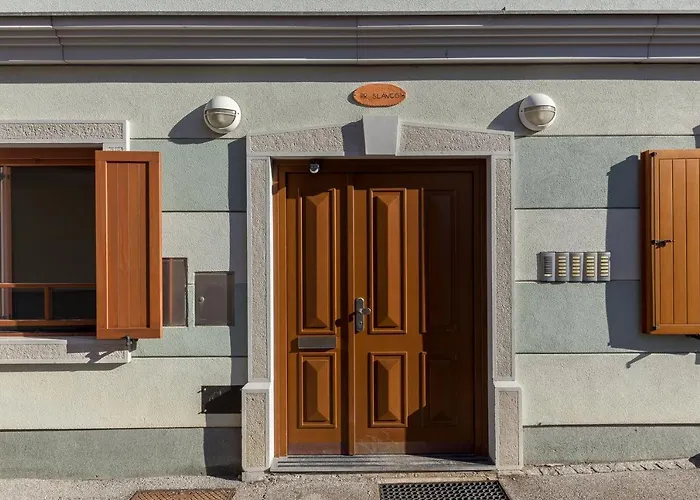 Mountain Charm شقة *