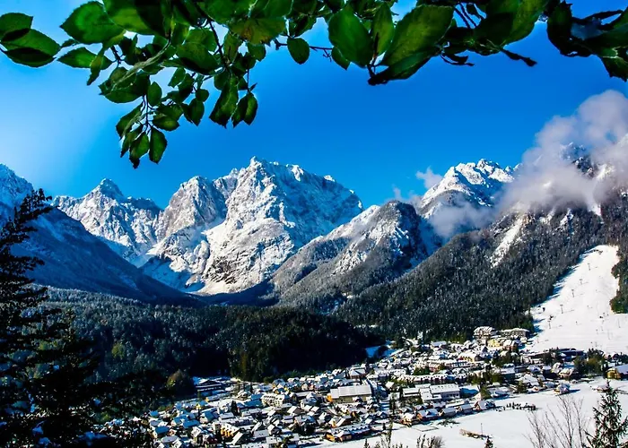 Mountain Charm * كْرانْيِسكا غورا